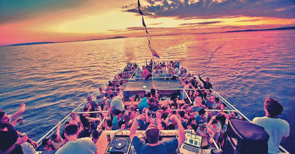 Yacht Party
